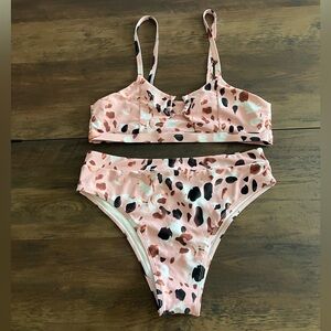 EUC bikini swimsuit. No known imperfections. Smoke free home. Worn maybe twice.